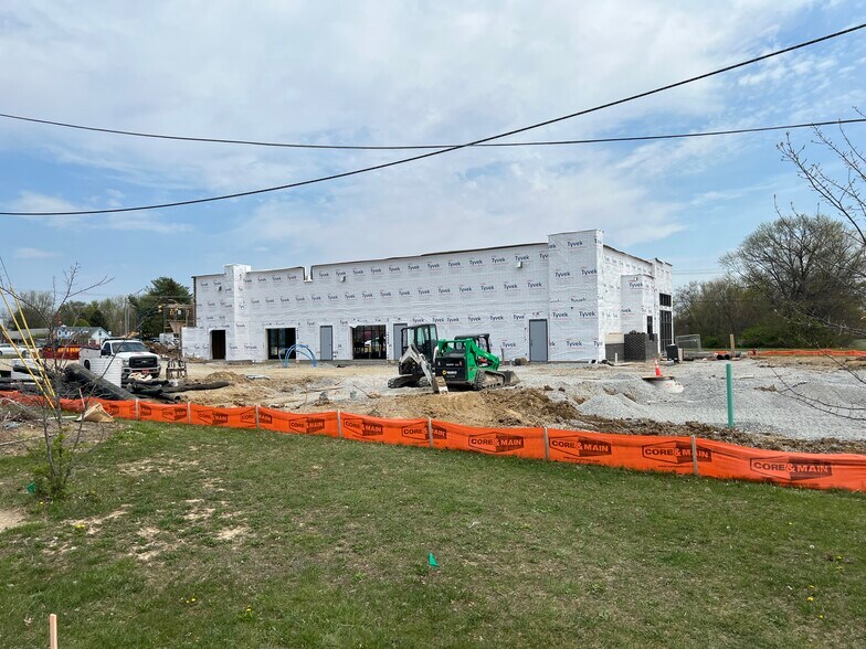 More Photos Of Dan Jones Rd, Plainfield Freestanding For Lease