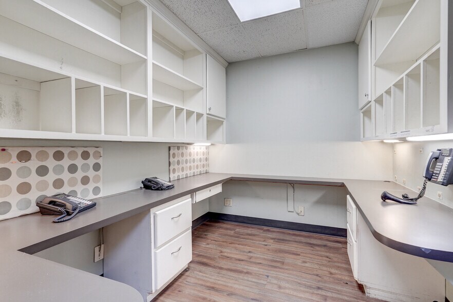 More Photos Of 3100 S Elm Pl, Broken Arrow Medical For Lease