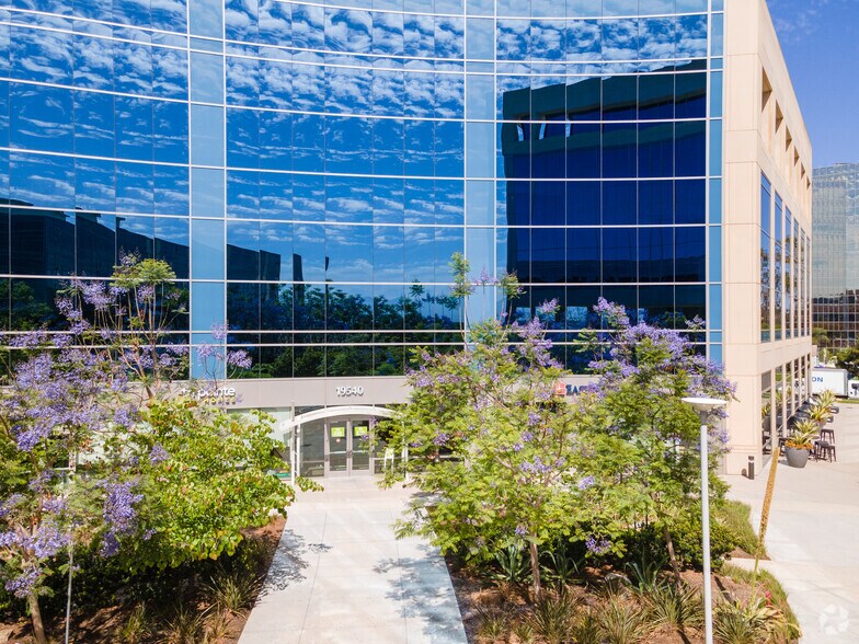 More Photos Of 19520 Jamboree Rd, Irvine Unknown For Lease