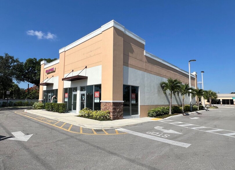 More Photos Of 7140-7346 W McNab Rd, North Lauderdale Restaurant For Lease