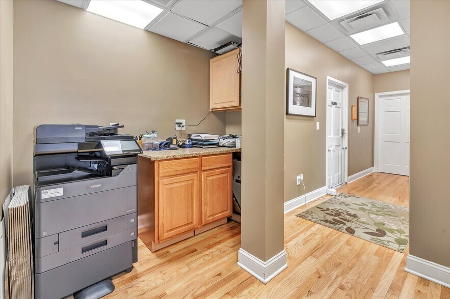 More Photos Of 657 Orange Center Rd, Orange Office For Sale