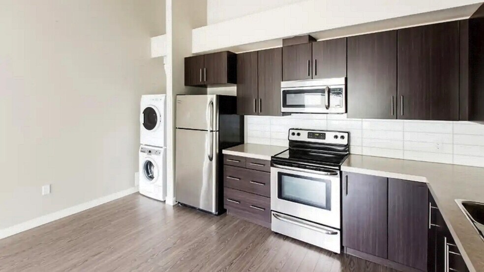 More Photos Of 4813 53 St, Red Deer Apartments For Sale