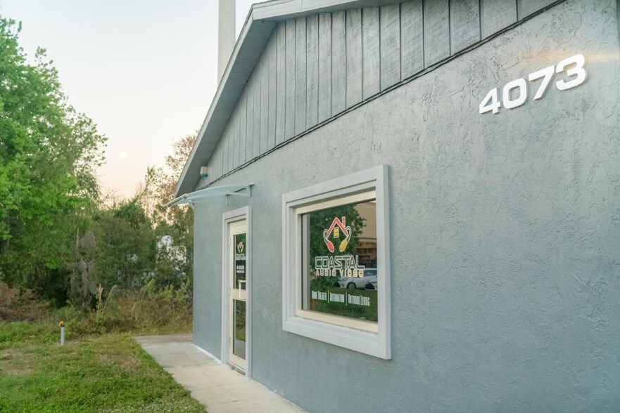 More Photos Of 4073 Sawyer Ct, Sarasota Warehouse For Lease