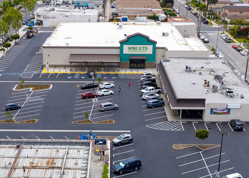 More Photos Of 14411 Hawthorne Blvd, Lawndale Freestanding For Lease