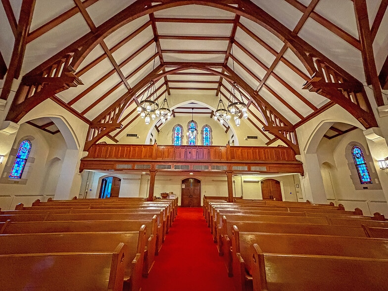 More Photos Of 401 5th St N, Saint Petersburg Religious Facility For Sale