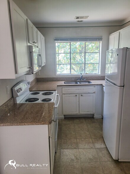More Photos Of 395 Oakland Ave SE, Atlanta Apartments For Sale
