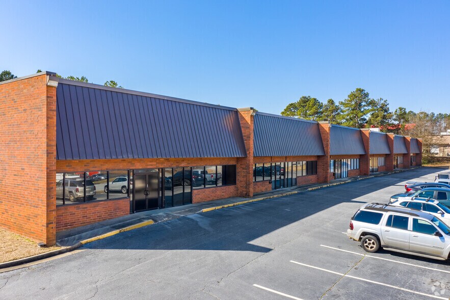 Primary Photo Of 4690 Hammermill Rd, Tucker Warehouse For Lease
