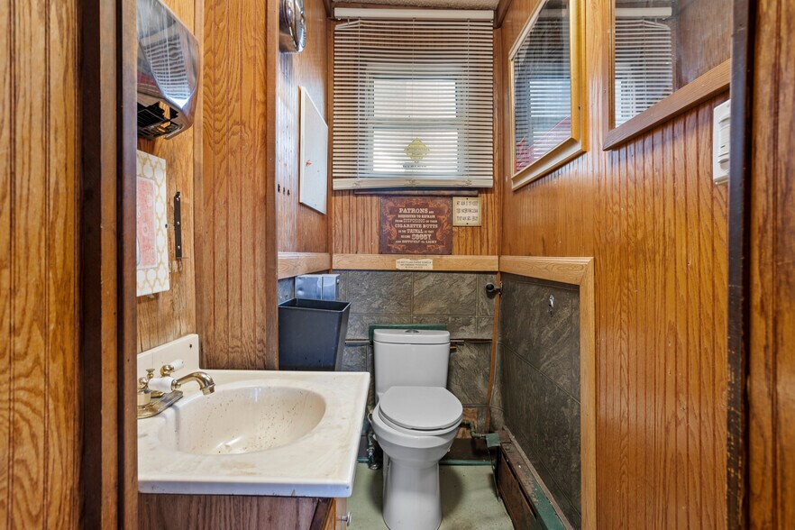 More Photos Of 2222 Macdade Blvd, Holmes Specialty For Sale