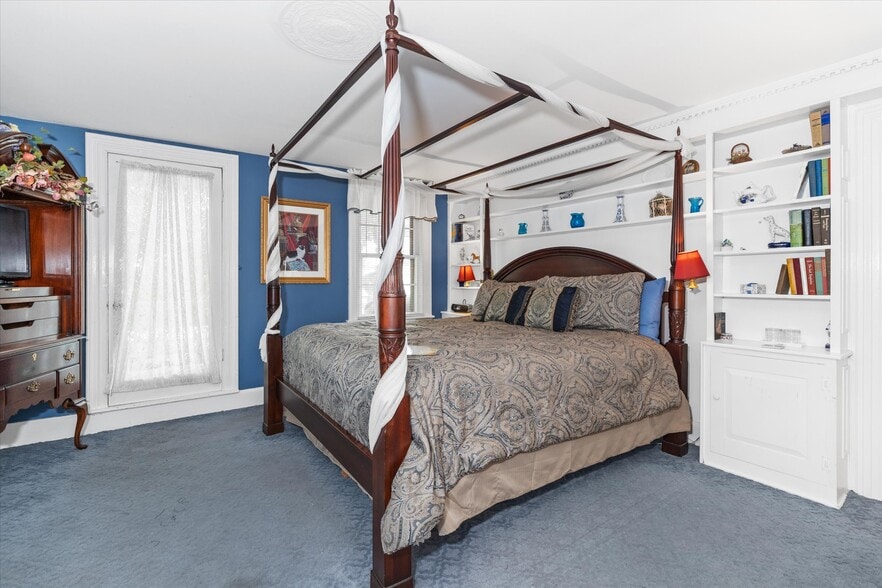 More Photos Of 300 Bohemia Ave, Chesapeake City Hospitality For Sale