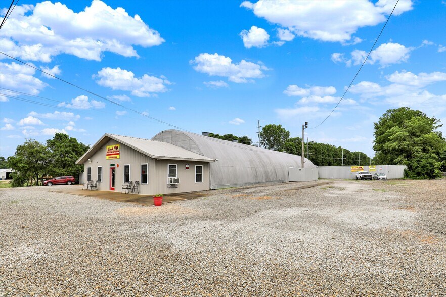 More Photos Of 308 N Morrison St, Morristown Industrial For Sale