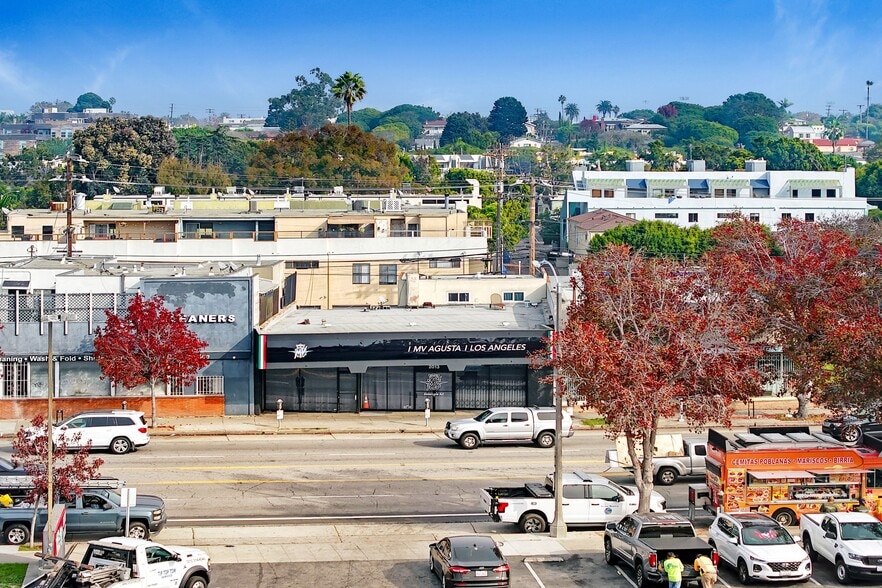 More Photos Of 2011-2013 Lincoln Blvd, Santa Monica Storefront For Sale