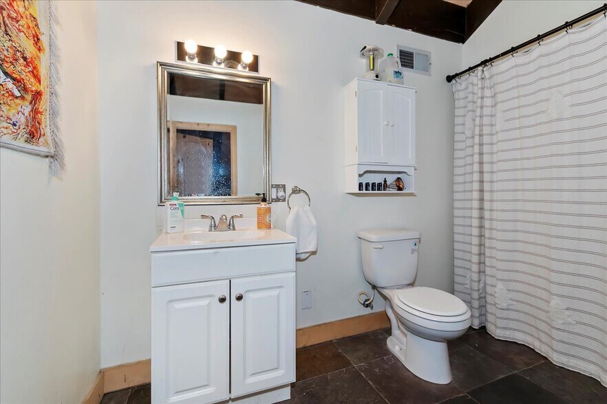 More Photos Of 40716 Village Dr, Big Bear Lake Freestanding For Sale