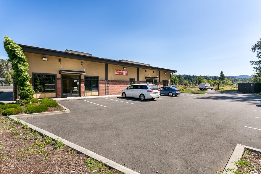 More Photos Of 1251 Lincoln St, Bellingham Freestanding For Lease