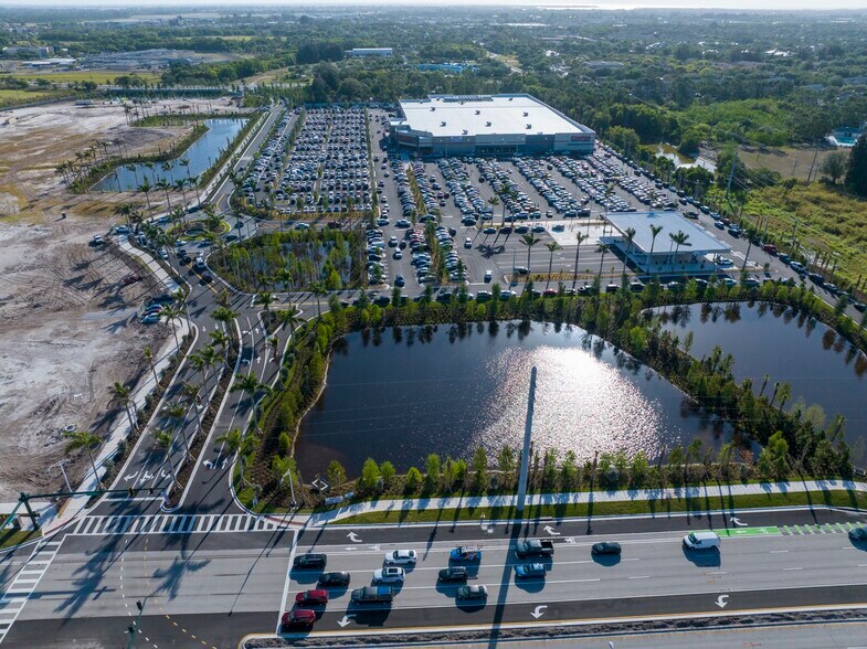 More Photos Of 3171 S Kanner Hwy, Stuart Unknown For Lease