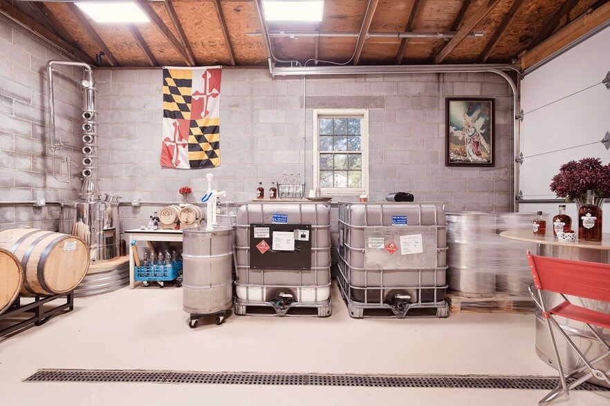 More Photos Of 1902 Jefferson Pike, Knoxville Lodge Meeting Hall For Sale