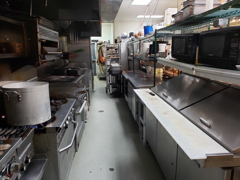 More Photos Of N9650 Friendship Dr, Kaukauna Restaurant For Sale