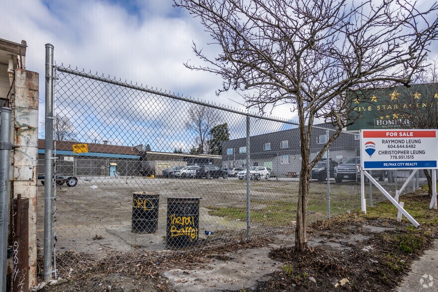 More Photos Of 1343 William St, Vancouver Land For Lease
