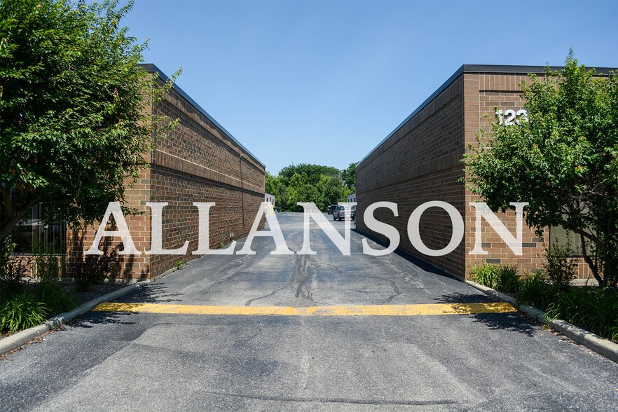 More Photos Of 1200-1228 Allanson Rd, Mundelein Warehouse For Sale