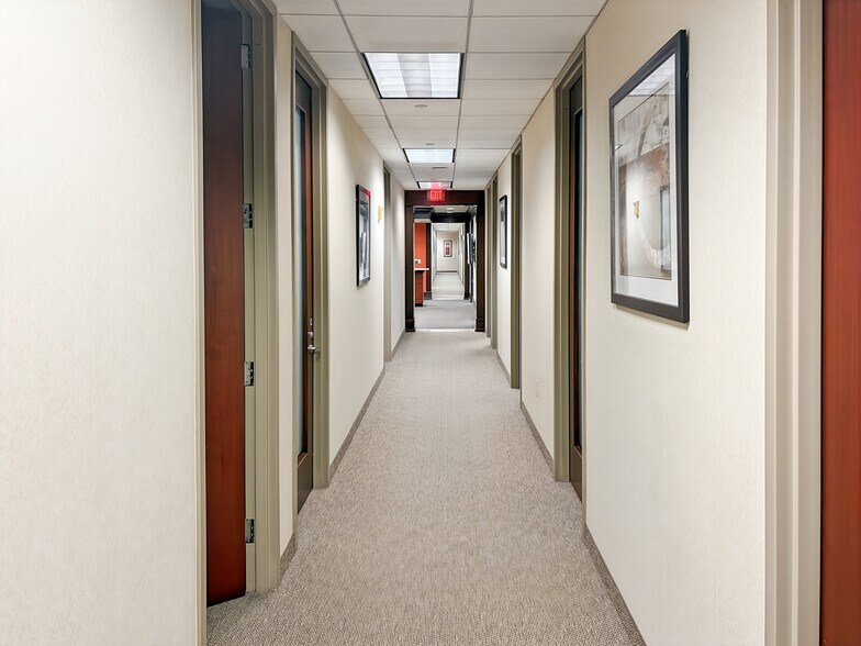 More Photos Of 303 Perimeter Ctr N, Atlanta Coworking Space