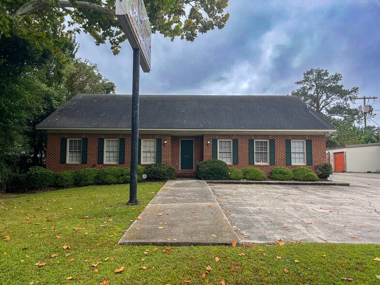 More Photos Of 2393 Downing Ave, Savannah Office For Lease