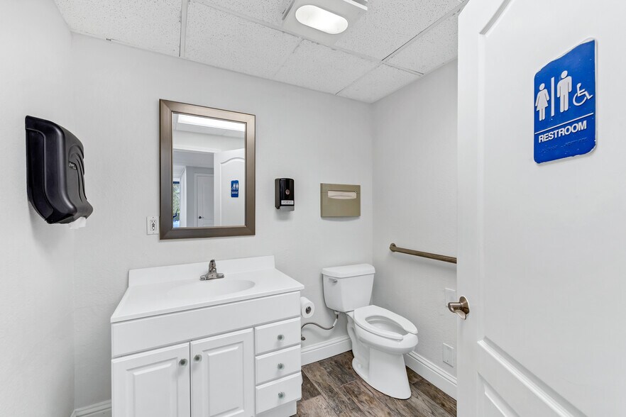 More Photos Of 1925 Francisco Blvd E, San Rafael Light Manufacturing For Lease