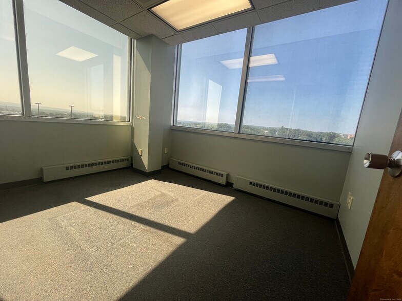 More Photos Of 100 Retreat Ave, Hartford Medical For Sale