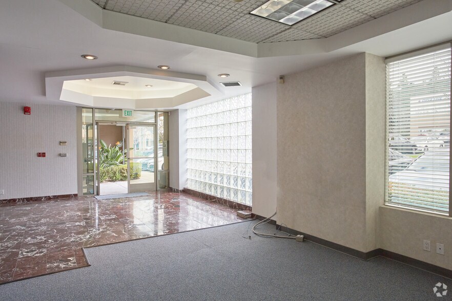 More Photos Of 1360 Valley Vista Dr, Diamond Bar Loft Creative Space For Lease