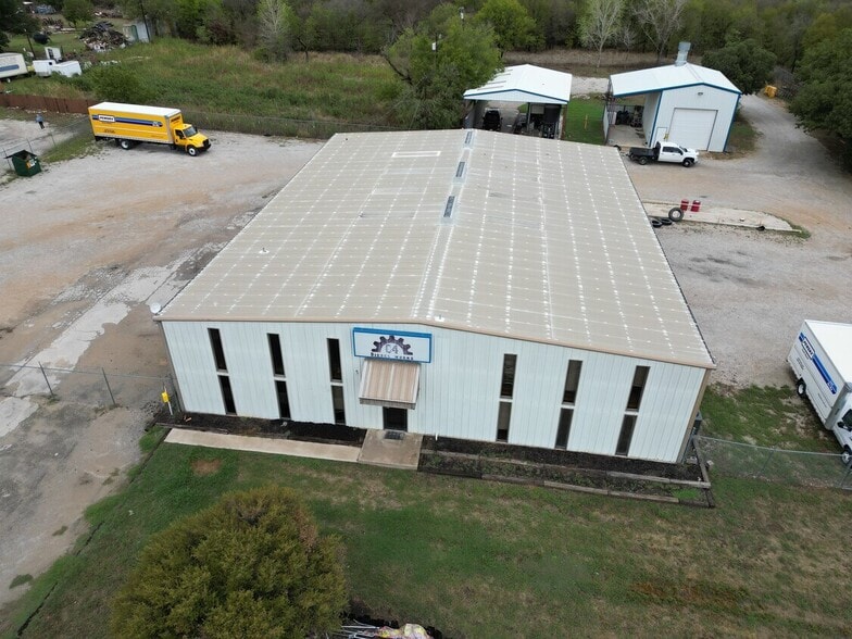 More Photos Of 51 US Highway 380, Bridgeport Distribution For Lease