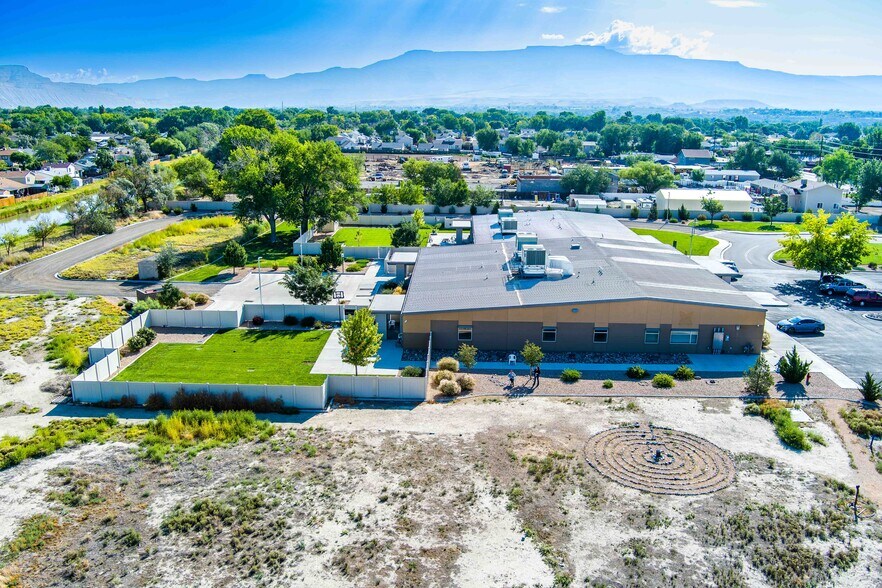 More Photos Of 3210 E Rd, Clifton Office For Sale