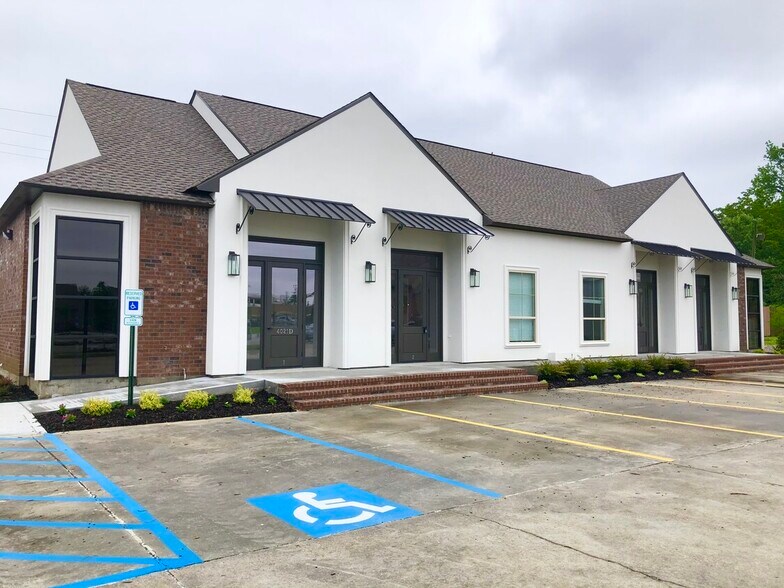 More Photos Of W E Heck, Baton Rouge Office For Lease