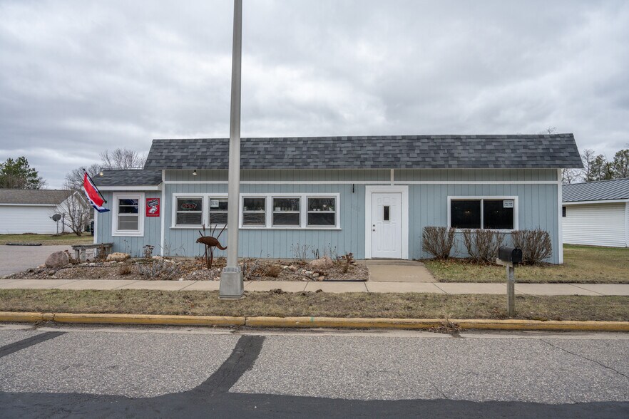 Primary Photo Of 1111 S Main St, Necedah Restaurant For Sale
