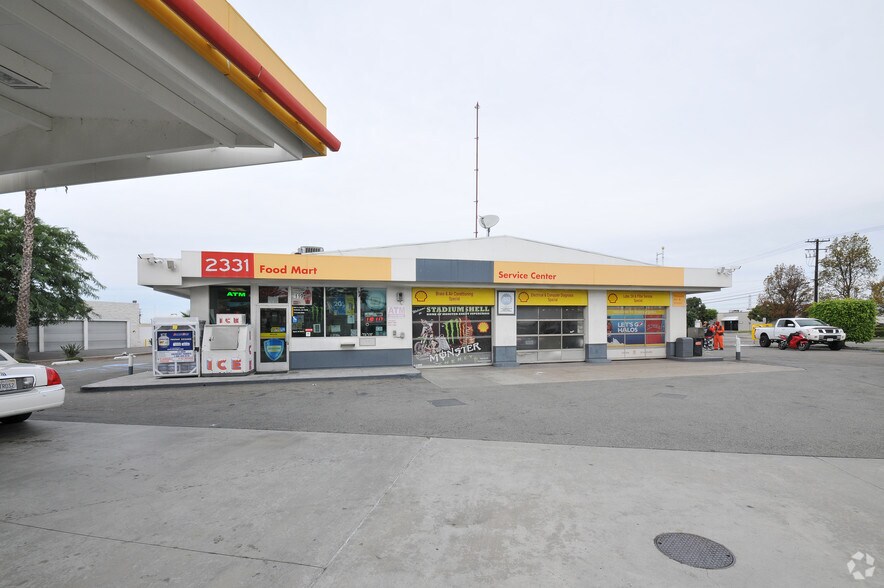 Primary Photo Of 2331 E Katella Ave, Anaheim Convenience Store For Lease