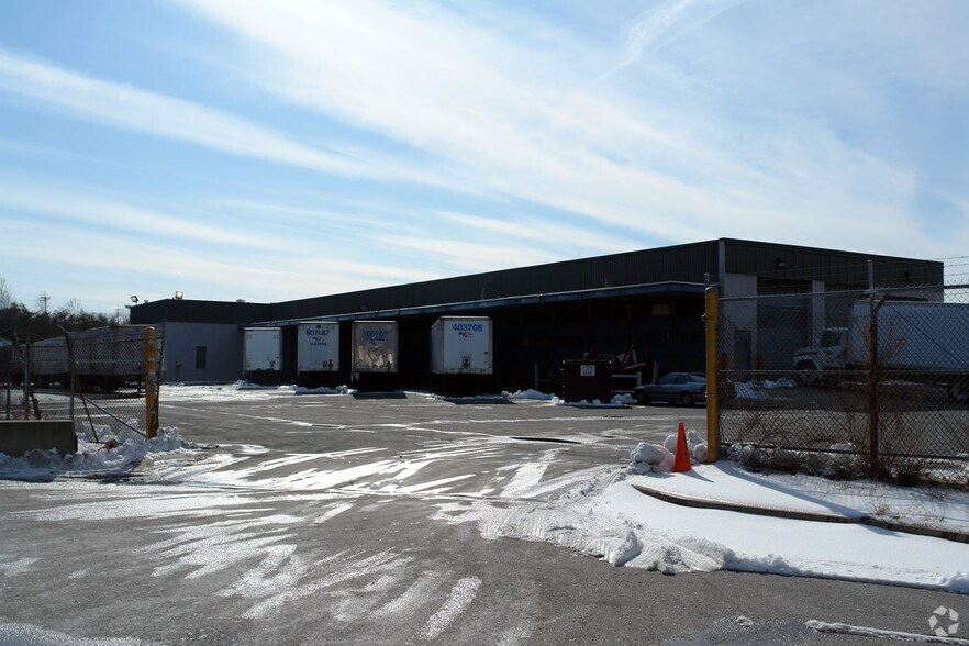 More Photos Of 2320 Beaver Rd, Hyattsville Truck Terminal For Lease