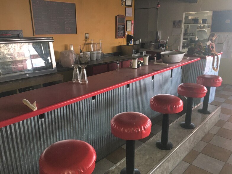 More Photos Of 507 W 2nd St, Shoshoni Restaurant For Sale