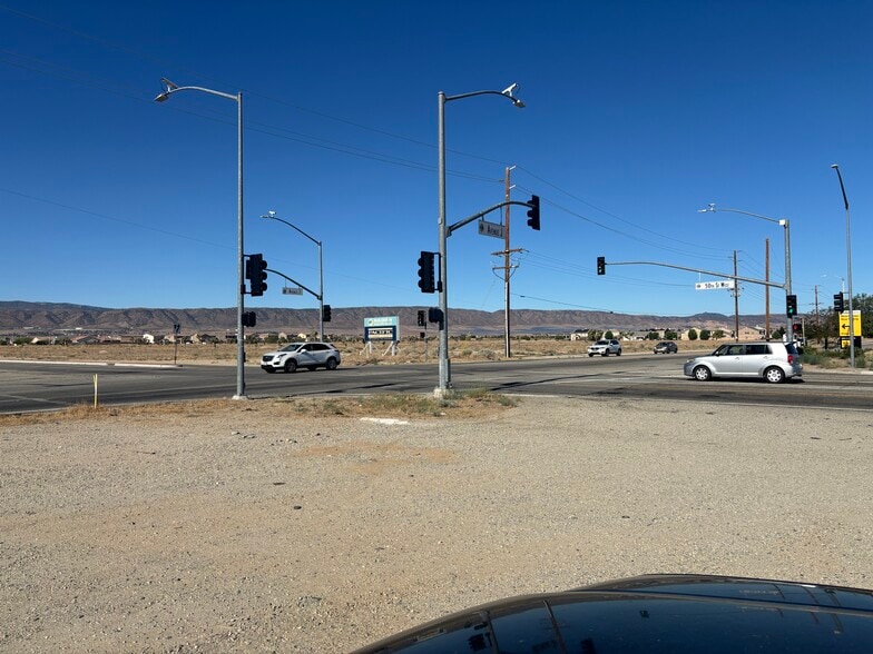 More Photos Of Avenue J & 50th Street West, Lancaster Land For Lease