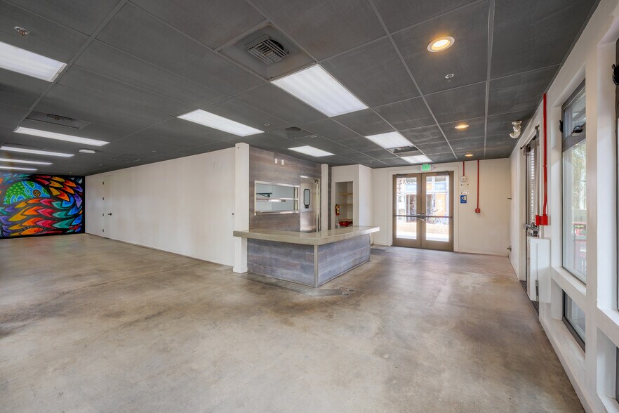 More Photos Of 9332 Eucalyptus Grove Ln, La Jolla Restaurant For Lease