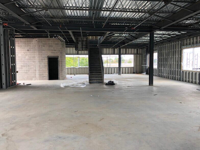 More Photos Of 1201 N Post Oak Rd, Houston Medical For Sale