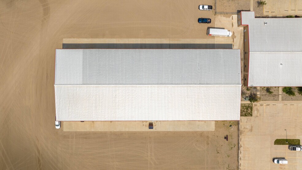 More Photos Of 611 37th Ave SE, Williston Warehouse For Sale