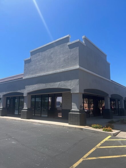 More Photos Of 13940 W Meeker Blvd, Sun City West Unknown For Lease