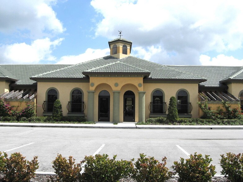 More Photos Of 11317 Lake Underhill Rd, Orlando Medical For Lease