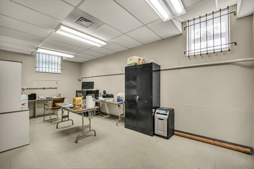 More Photos Of 15715 Libby Rd, Maple Heights General Retail For Sale