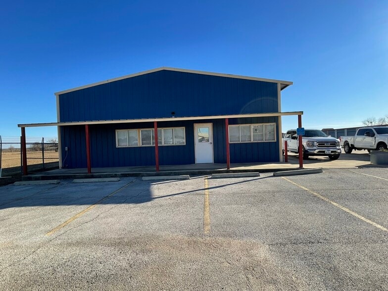 Primary Photo Of 14640 S FM 2790 W, Lytle Warehouse For Lease