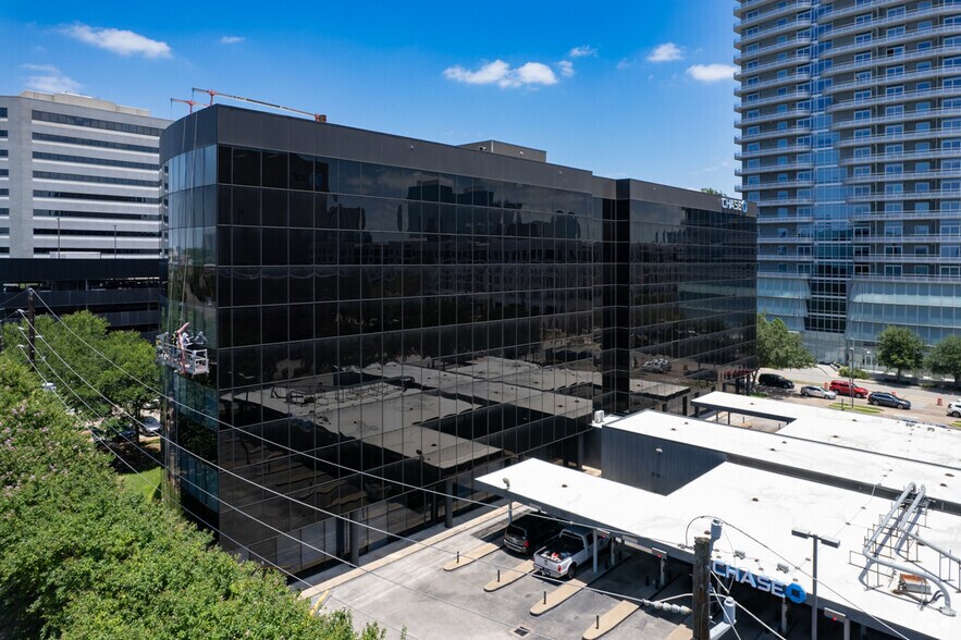 More Photos Of 2900 Weslayan St, Houston Office For Lease