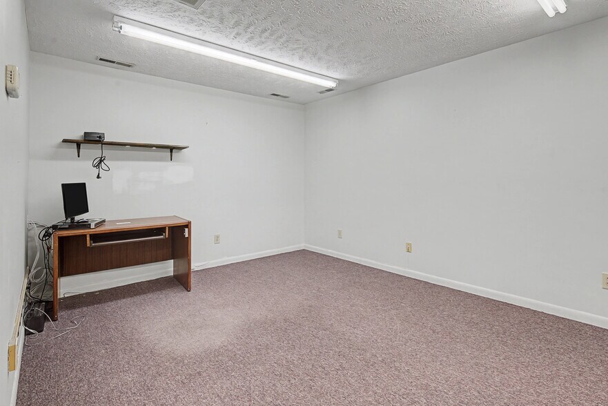 More Photos Of 219 N Main St, Spring Lake Bank For Sale