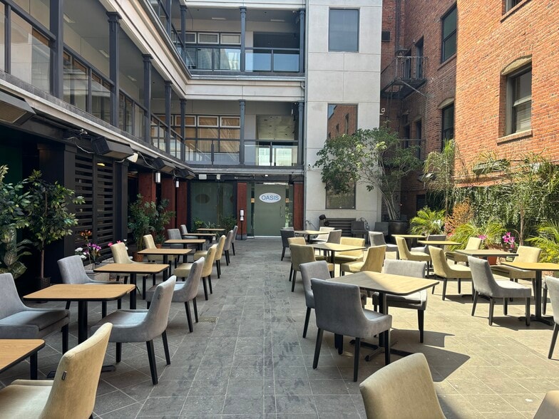 More Photos Of 1411-1413 5th St, Santa Monica Office For Sale