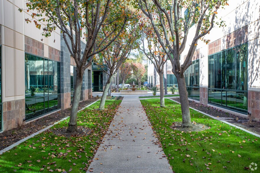 More Photos Of 5860 Owens Ave, Carlsbad Office For Sale