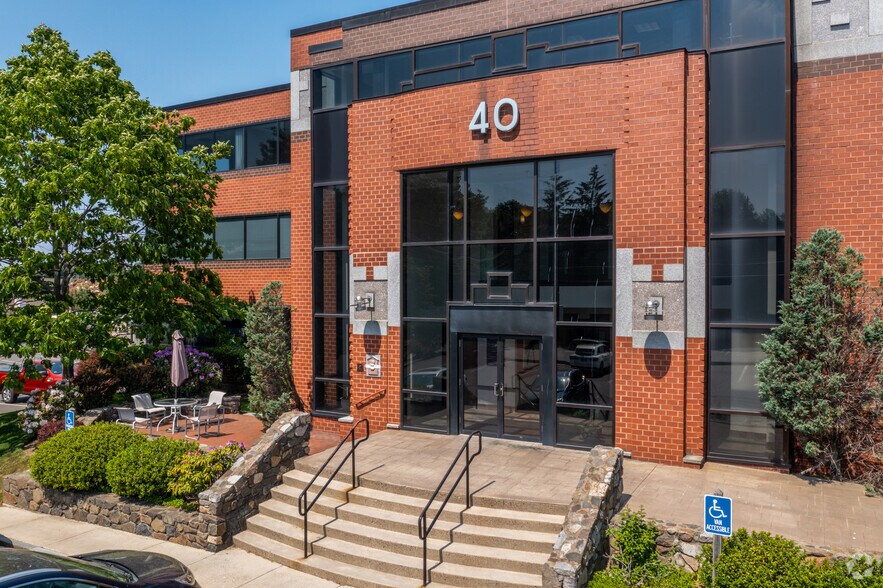 More Photos Of 40 Tioga Way, Marblehead Coworking Space