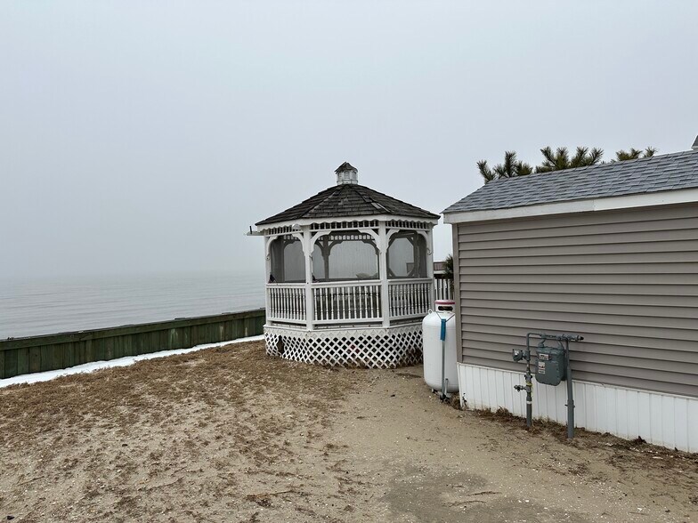 More Photos Of 102 Delaware Ave, Fortescue Restaurant For Sale