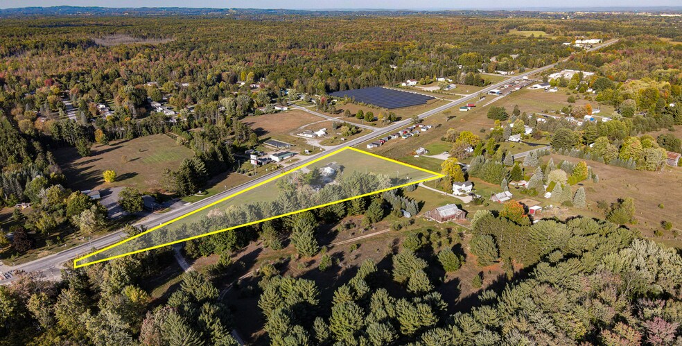 More Photos Of 1893 Pine Tree, Grawn Industrial For Sale