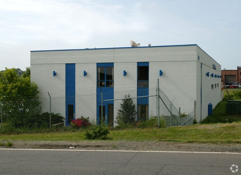 More Photos Of 9101 Industry Dr, Manassas Park Warehouse For Sale